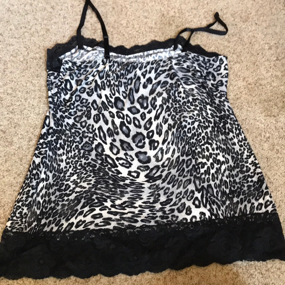 Tank - Picture 2 of 2